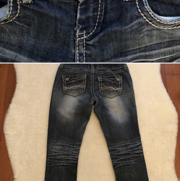 Almost Famous distressed skinny jean - Picture 2 of 2
